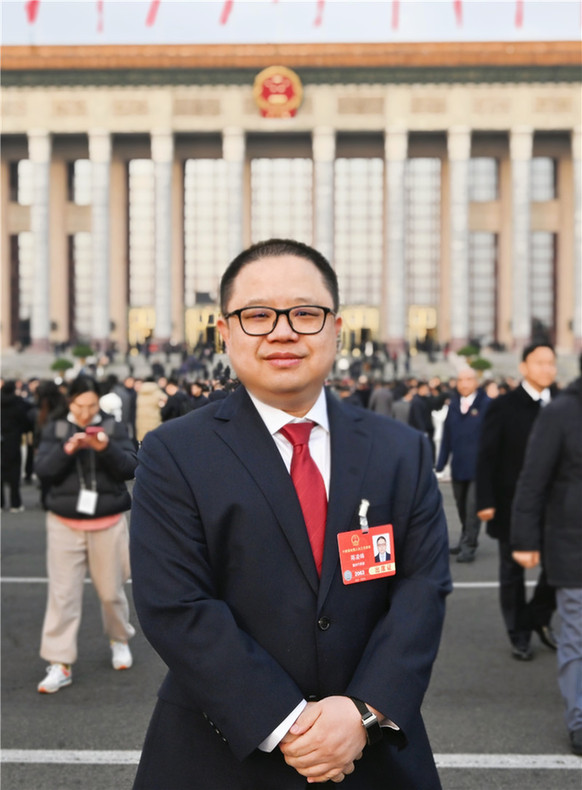 代表委员会客厅 | 蒋凌峰代表：建议优化完善审评审批机制 加快创新药上市步伐